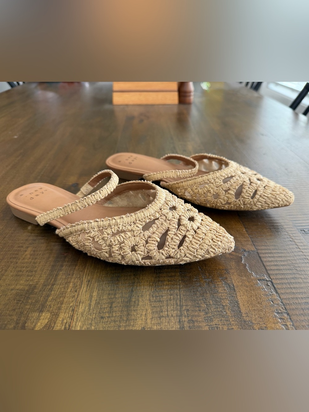 Woven Raffia Pointed Toe Slip-On Flats - Natural